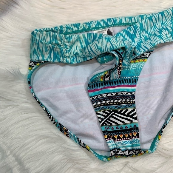 NWOT Multicolored Kenneth Cole Reaction Bikini - Picture 3 of 6